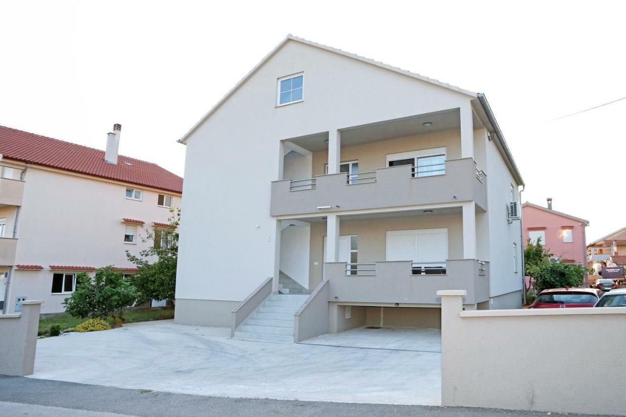 Apartment Villa Grga Zara Esterno foto