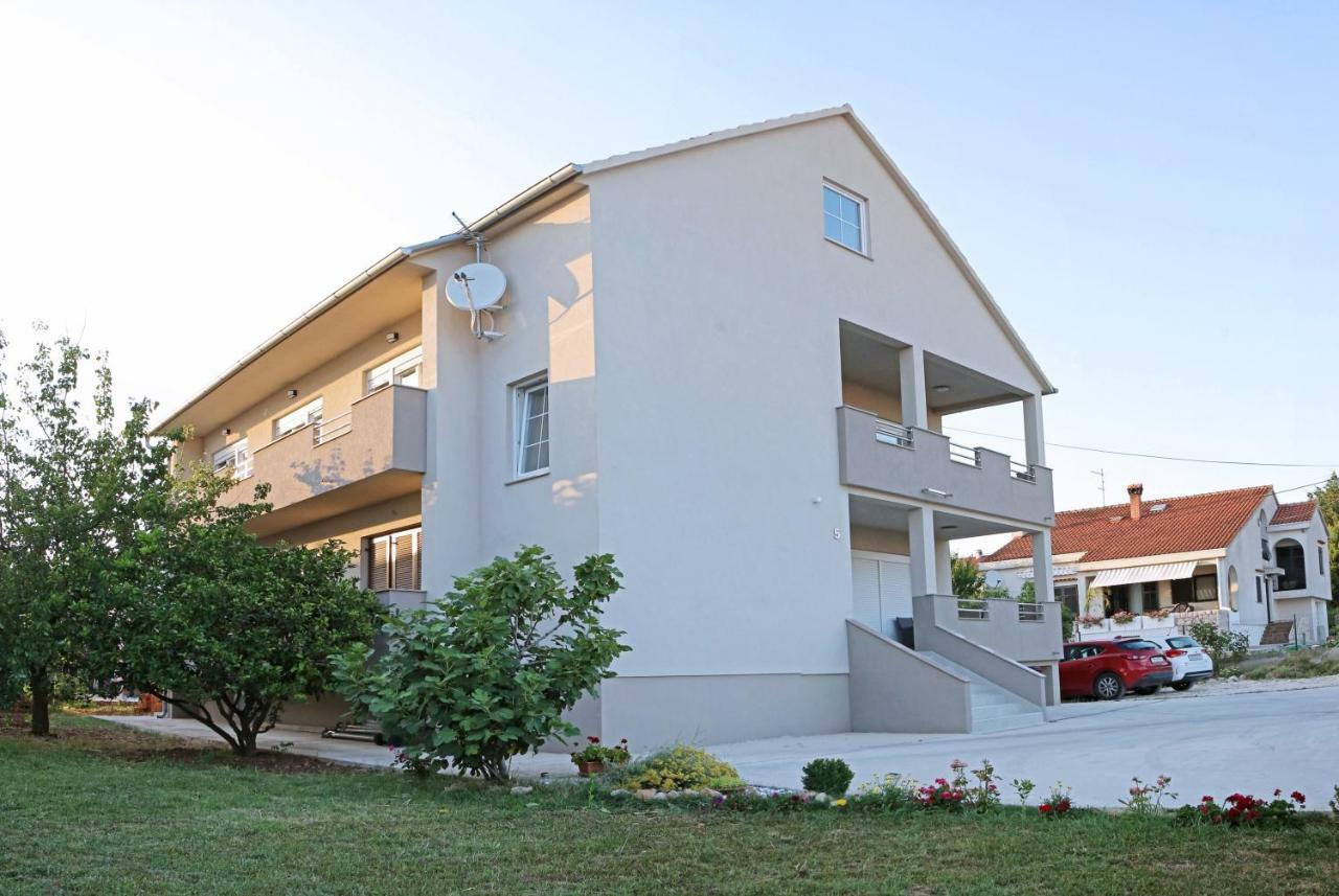 Apartment Villa Grga Zara Esterno foto
